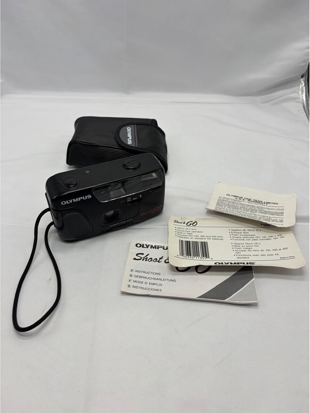 Olympus Shoot & Go 35mm Point & Shoot Film Camera w/ Original Case - Excellent